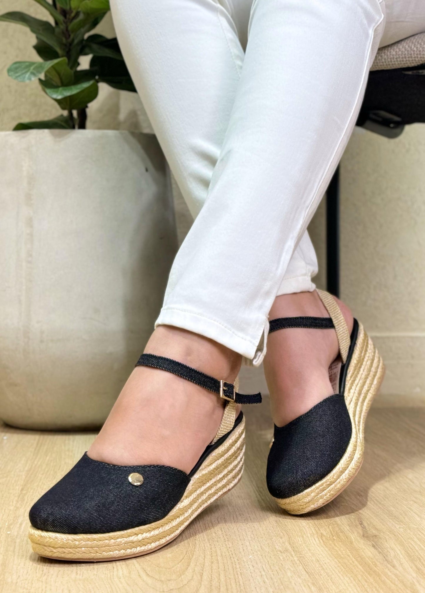 Ref: 2124